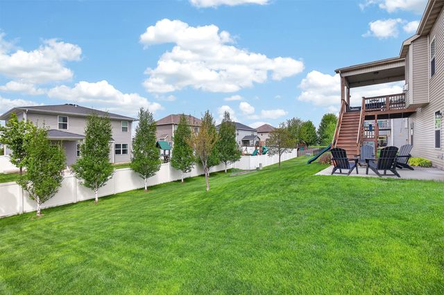 365 NE Fox Run Trail, Waukee, IA 50263