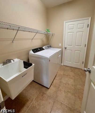 8674 Colony Trace DR, Fort Myers, FL 33908