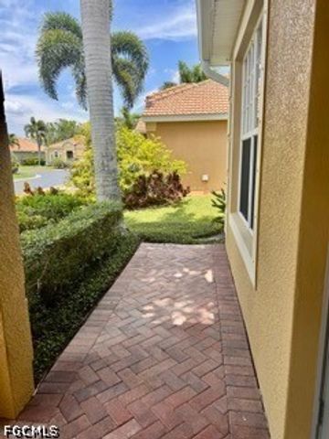 8674 Colony Trace DR, Fort Myers, FL 33908