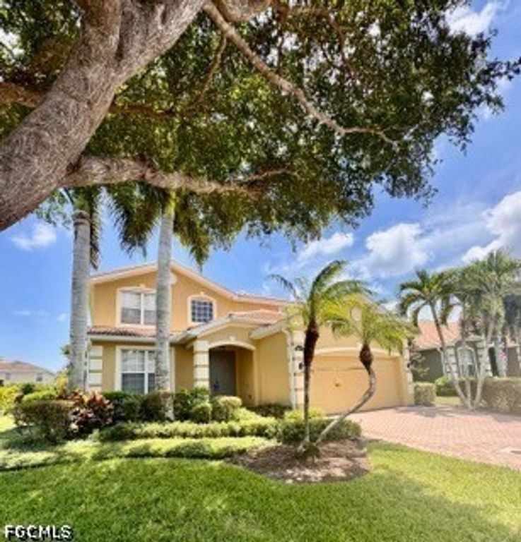 8674 Colony Trace DR, Fort Myers, FL 33908
