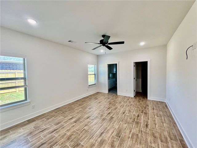 146 N Banner Avenue, Farmington, AR 72730