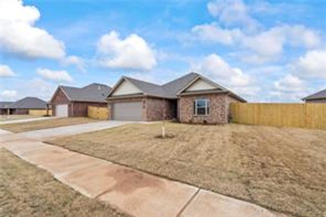 146 N Banner Avenue, Farmington, AR 72730