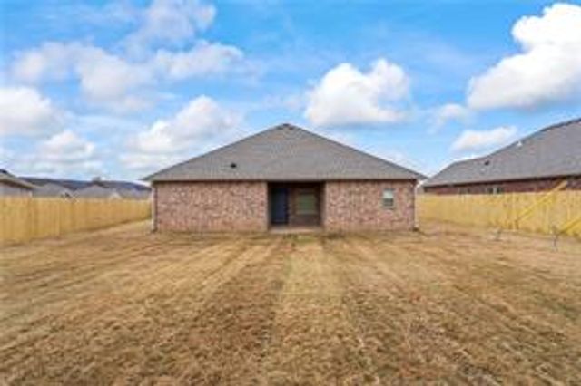 146 N Banner Avenue, Farmington, AR 72730