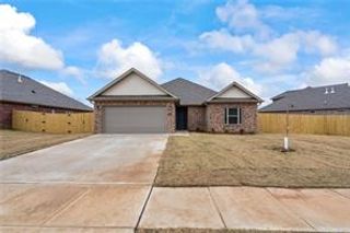 146 N Banner Avenue, Farmington, AR 72730