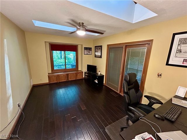 32651 Walker Road, Avon Lake, OH 44012