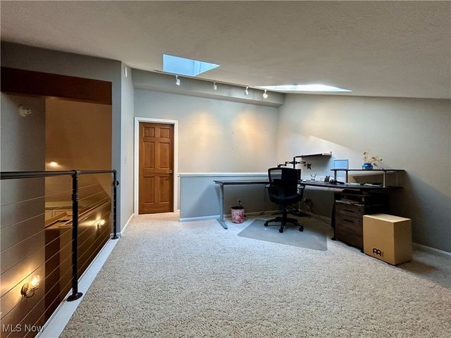 32651 Walker Road, Avon Lake, OH 44012