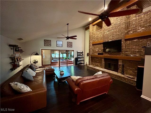 32651 Walker Road, Avon Lake, OH 44012