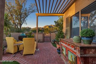 6524 N Foothills Drive, Tucson, AZ 85718