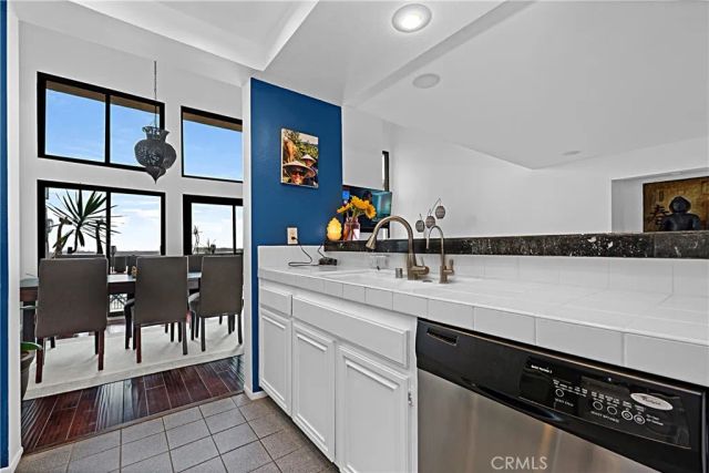 8180 Manitoba 350, Playa Del Rey, CA 90293