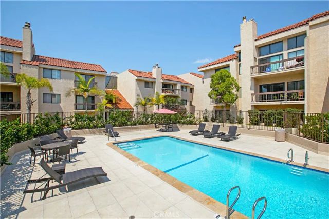 8180 Manitoba 350, Playa Del Rey, CA 90293