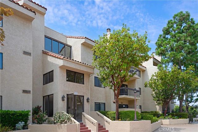 8180 Manitoba 350, Playa Del Rey, CA 90293