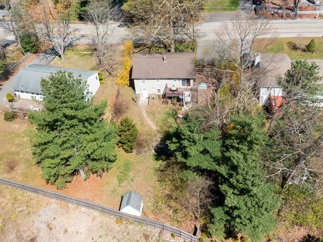 48 Indian Run Trl, Smithfield, RI 02917