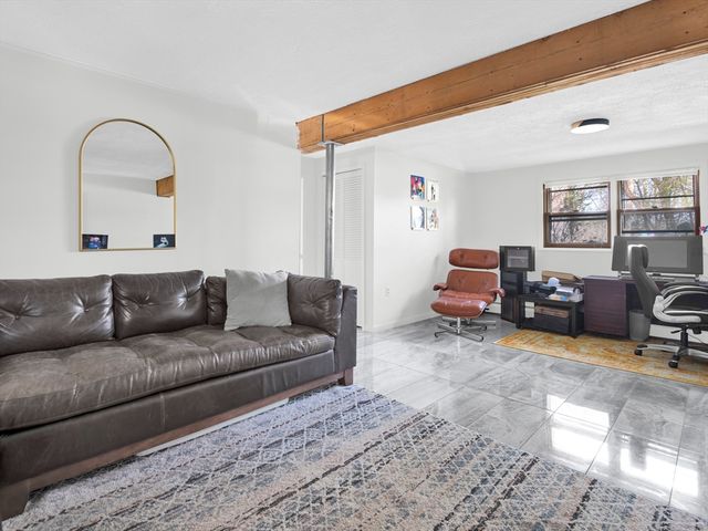 48 Indian Run Trl, Smithfield, RI 02917