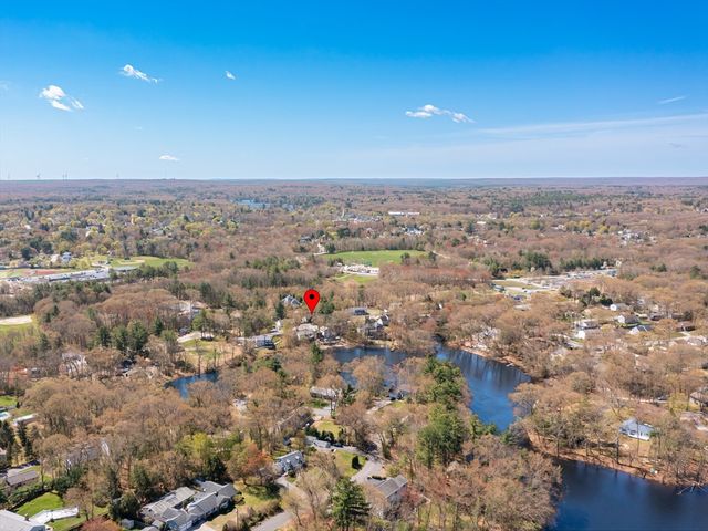 48 Indian Run Trl, Smithfield, RI 02917
