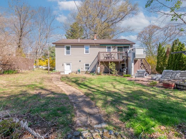 48 Indian Run Trl, Smithfield, RI 02917