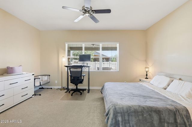 3930 E CHESTNUT Lane, Gilbert, AZ 85298