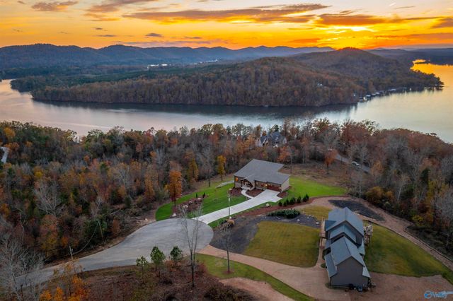 1205 Raymond Lane, Southside, AL 35907