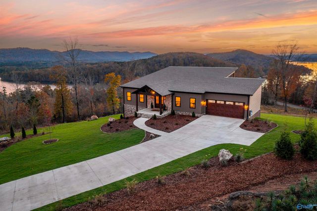 1205 Raymond Lane, Southside, AL 35907