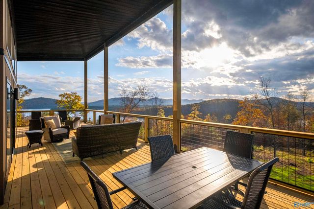 1205 Raymond Lane, Southside, AL 35907