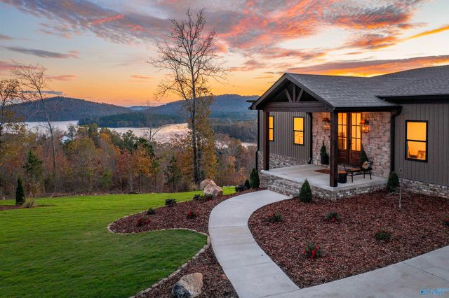 1205 Raymond Lane, Southside, AL 35907