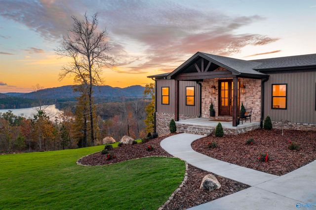 1205 Raymond Lane, Southside, AL 35907