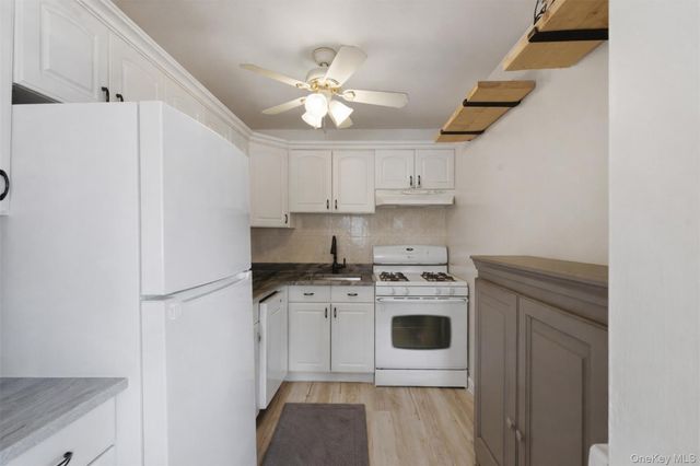 425 Tompkins Avenue 13, Mamaroneck, NY 10543