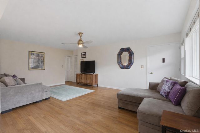 425 Tompkins Avenue 13, Mamaroneck, NY 10543