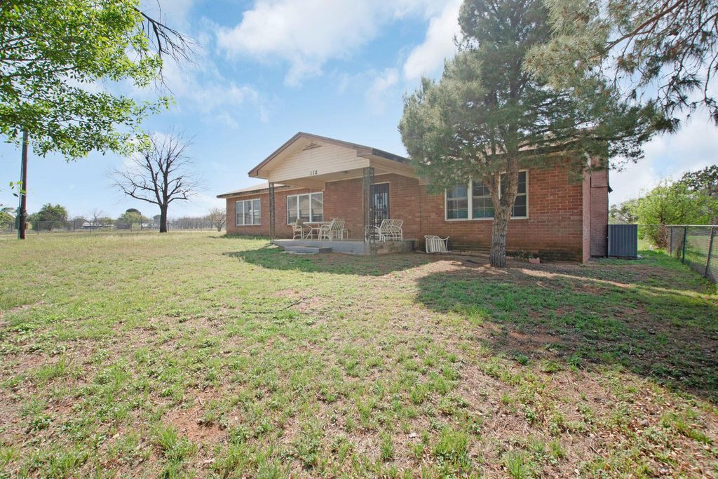 112 Frazier ST, Tow, TX 78672