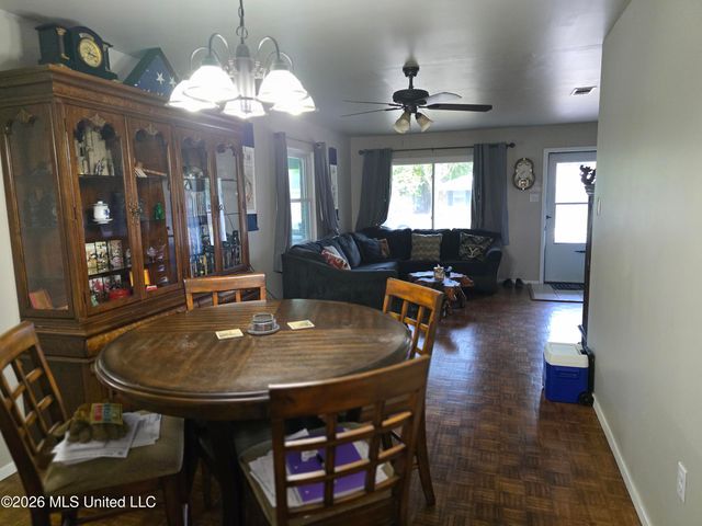 2330 Middlecoff Drive, Gulfport, MS 39507
