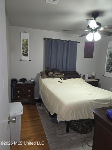 2330 Middlecoff Drive, Gulfport, MS 39507