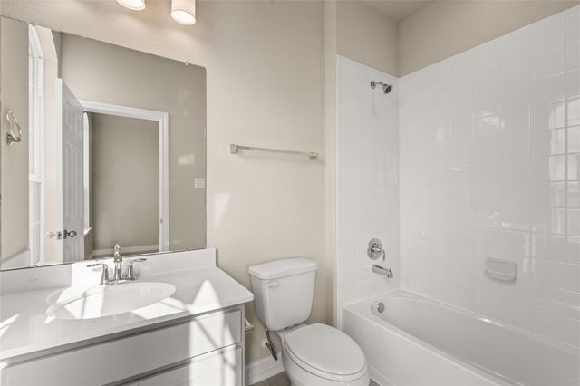 4225 Hazy Rock Lane, League City, TX 77573