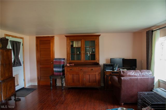 8304 Sharon Avenue NW, North Canton, OH 44720