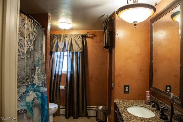 8304 Sharon Avenue NW, North Canton, OH 44720