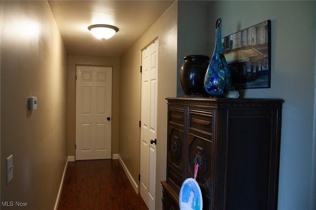 8304 Sharon Avenue NW, North Canton, OH 44720