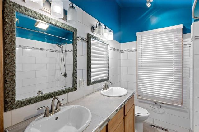 5620 26th Avenue S, Minneapolis, MN 55417