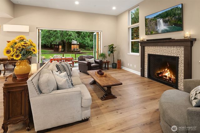 41224 SE 71st Street, Snoqualmie, WA 98065