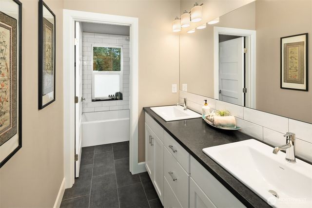 41224 SE 71st Street, Snoqualmie, WA 98065