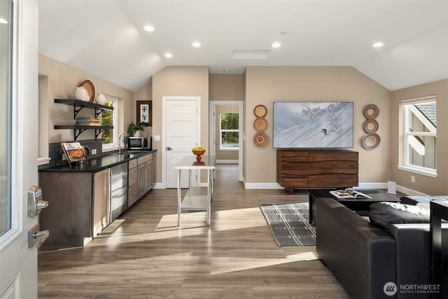 41224 SE 71st Street, Snoqualmie, WA 98065