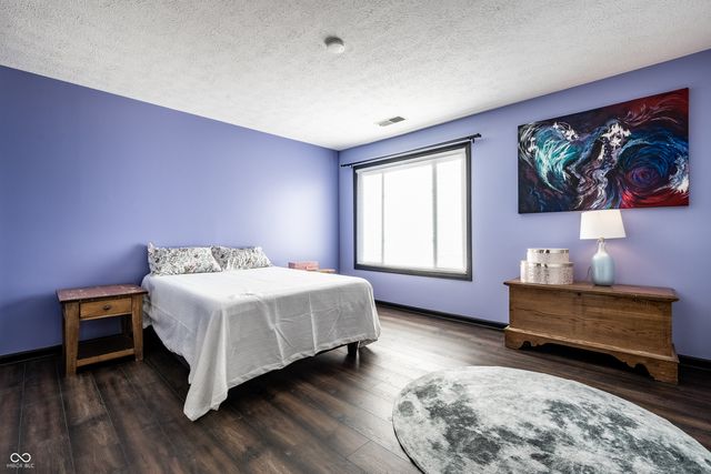 108 Knoll Court E, Noblesville, IN 46062