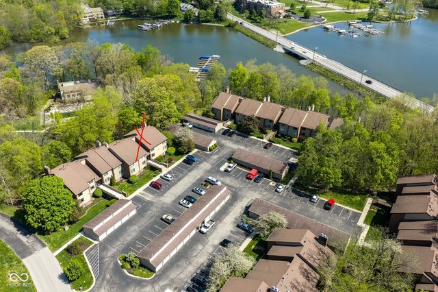 108 Knoll Court E, Noblesville, IN 46062