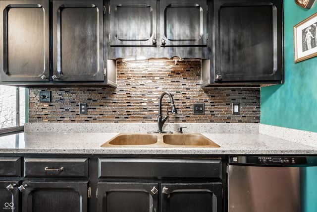 108 Knoll Court E, Noblesville, IN 46062