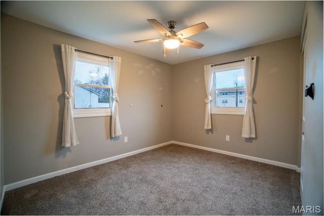 204 Hillsdale Drive, Ballwin, MO 63011