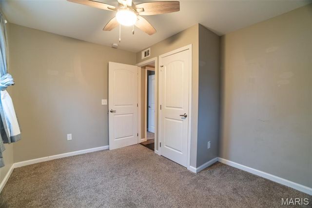 204 Hillsdale Drive, Ballwin, MO 63011