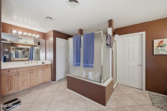 2121 E PALM BEACH Drive, Chandler, AZ 85249