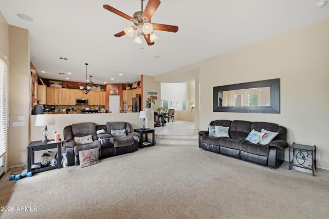 2121 E PALM BEACH Drive, Chandler, AZ 85249
