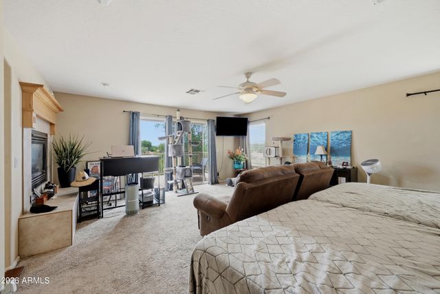2121 E PALM BEACH Drive, Chandler, AZ 85249