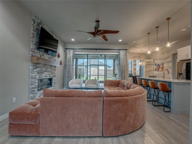 2309 El Cajon Street, Edmond, OK 73034