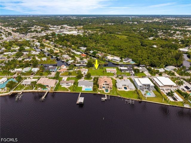 116 E North Shore AVE, North Fort Myers, FL 33917