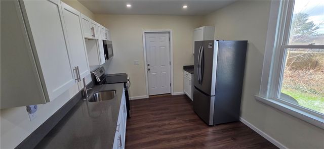 537 N Edgewood Ave, Somerset Boro, PA 15501