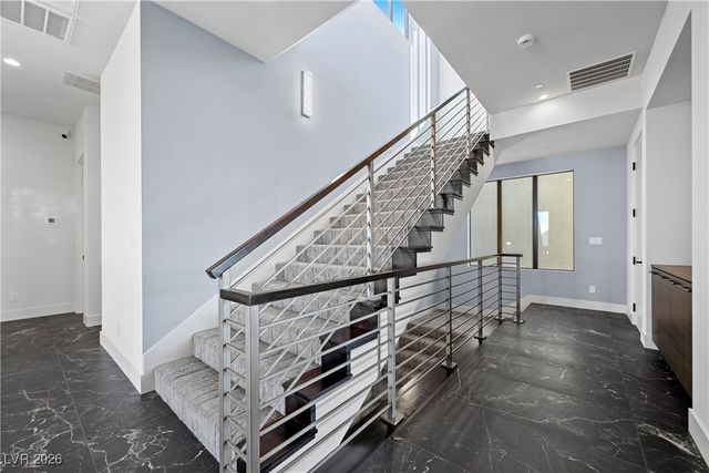 577 Overlook Rim Drive, Henderson, NV 89012